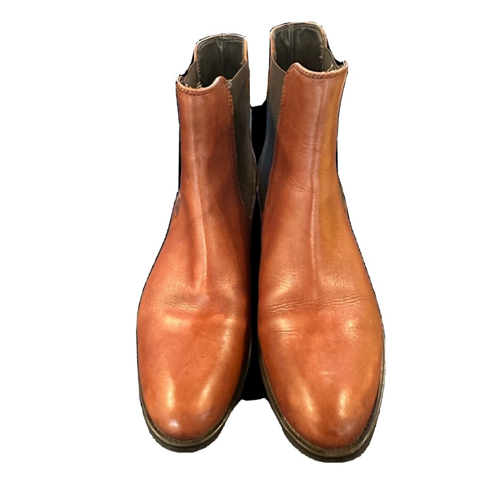 Bata Leather Short Boots size 38. Made In Albania. Beautifully Soft Leather.